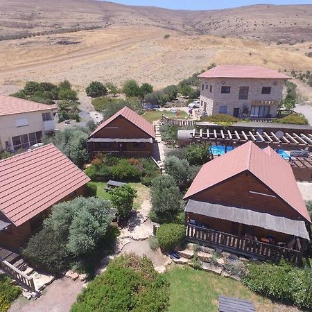 ياغوروف شاليه Yavneʼel المظهر الخارجي الصورة